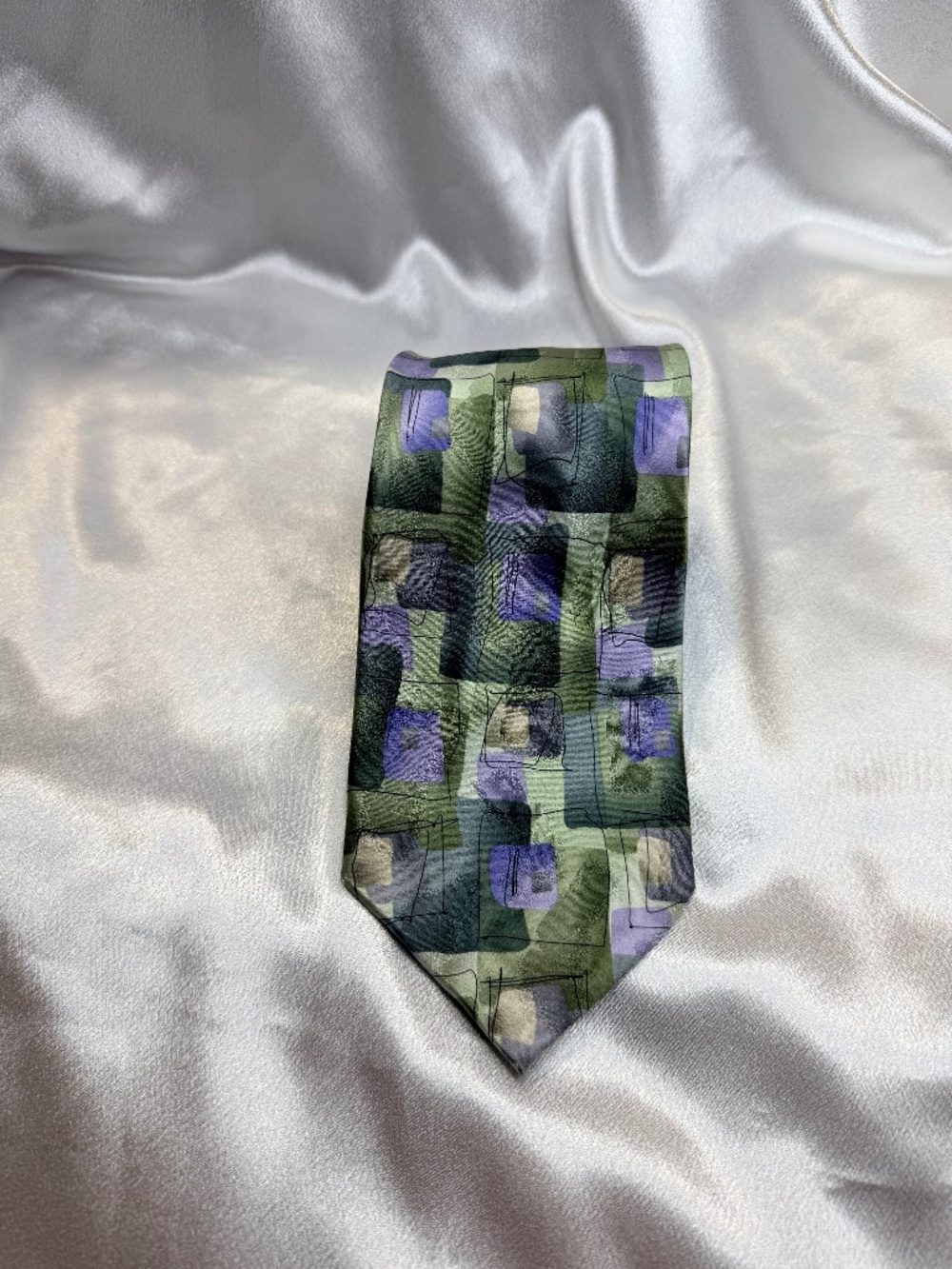 Jerry Garcia Moon Mountain Collection 42 100% Silk Abstract Necktie 2006